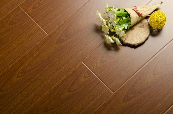 家居建材市場陷逆局 中小地板企業如何逆境重生 家居建材市場陷逆局 中小地板企業如何逆境重生