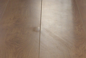 強化地板.jpg 強化地板.jpg