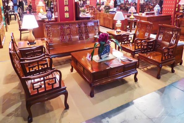 逐利心理導致拋棄紅木傳統工藝.jpg 逐利心理導致拋棄紅木傳統工藝.jpg