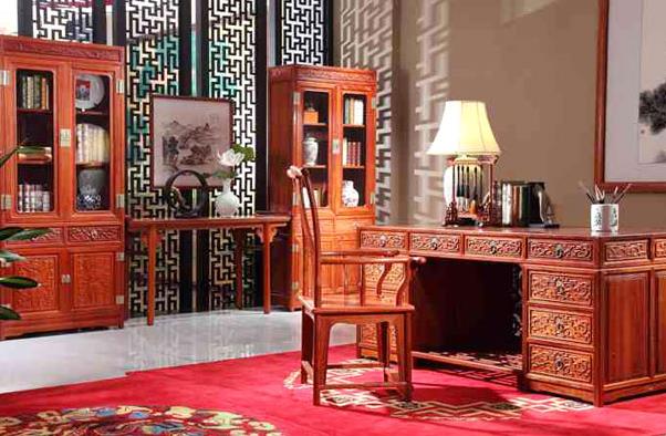 紅木家居渠道不暢 以直營為市場“換血”.jpg 紅木家居渠道不暢 以直營為市場“換血”.jpg