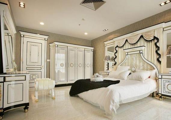 衣柜企業“擁抱”互聯網 轉型路徑是什么?.jpg 衣柜企業“擁抱”互聯網 轉型路徑是什么?.jpg