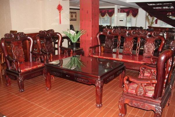 紅木家具“體檢證明”有水分.jpg 紅木家具“體檢證明”有水分.jpg