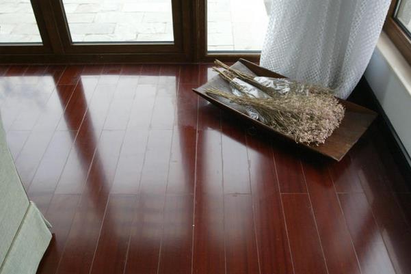 地板代理商如何爭做 “亂世梟雄”.jpg 地板代理商如何爭做 “亂世梟雄”.jpg