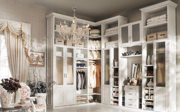 定制衣柜市場如火如荼 質量、服務被潑冷水.jpg 定制衣柜市場如火如荼 質量、服務被潑冷水.jpg