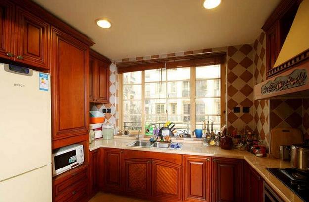 整體廚房概念模糊:貓膩重重現狀堪憂.jpg 整體廚房概念模糊:貓膩重重現狀堪憂.jpg