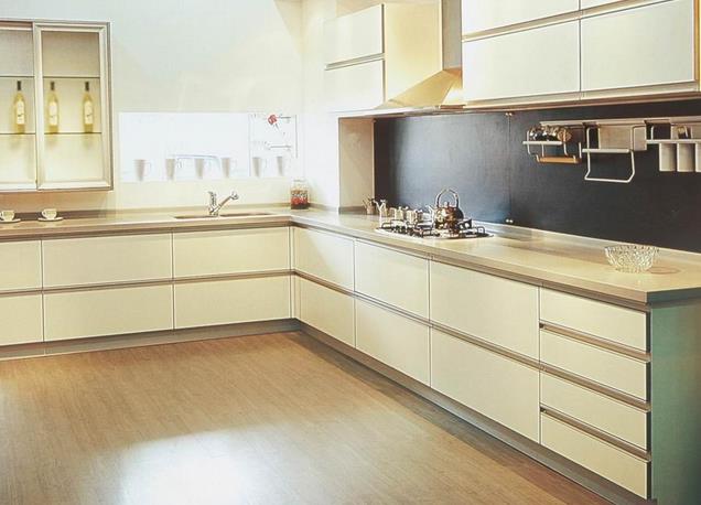 櫥柜企業從三個方面入手,破解低迷的大環境.jpg 櫥柜企業從三個方面入手,破解低迷的大環境.jpg