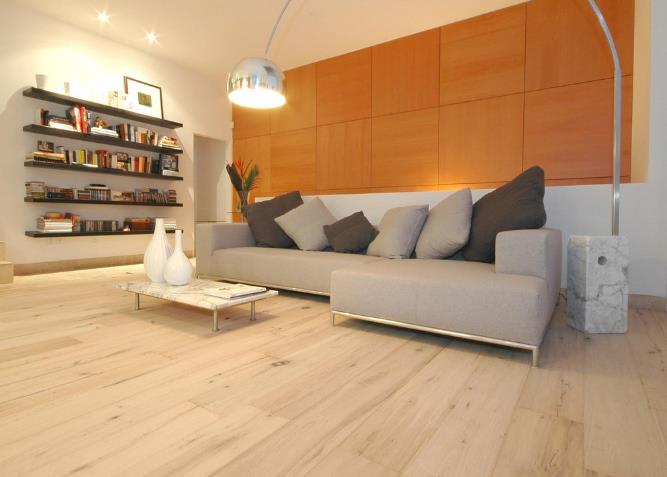 在當下競爭市場上地板企業必須要潛心研究成本控制.jpg 在當下競爭市場上地板企業必須要潛心研究成本控制.jpg