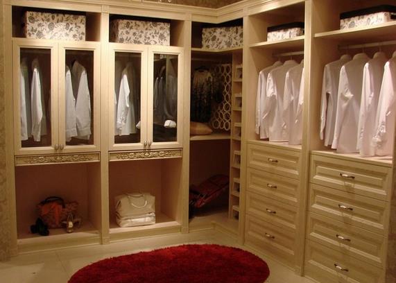 衣柜消費特點發生三大改變 企業加快變革升級.jpg 衣柜消費特點發生三大改變 企業加快變革升級.jpg