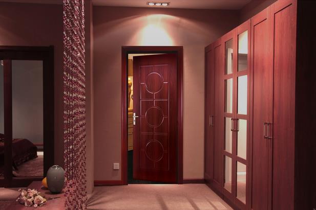 為什么木門經銷商都不太愿意把生意做得很大.jpg 為什么木門經銷商都不太愿意把生意做得很大.jpg