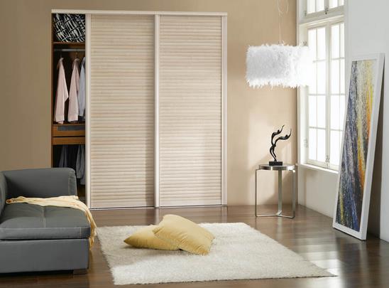 電商成為衣柜企業轉型突破口,物流問題亟需破解.jpg 電商成為衣柜企業轉型突破口,物流問題亟需破解.jpg