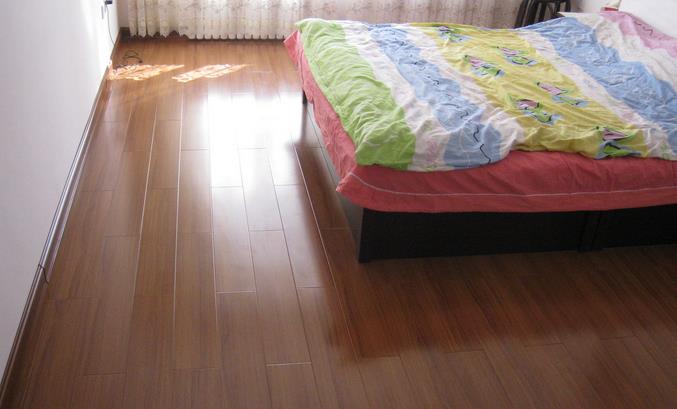 地板企業(yè)不拋棄本質(zhì),讓產(chǎn)品和品牌走進消費者的心.jpg 地板企業(yè)不拋棄本質(zhì),讓產(chǎn)品和品牌走進消費者的心.jpg