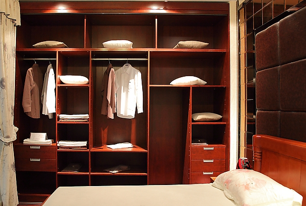 價格戰對定制衣柜行業發展好嗎?.png 價格戰對定制衣柜行業發展好嗎?.png