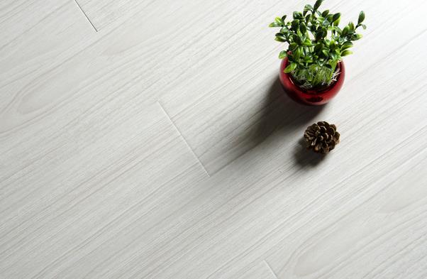 地板企業(yè)需有針對性發(fā)展,規(guī)避跨界風險.jpg 地板企業(yè)需有針對性發(fā)展,規(guī)避跨界風險.jpg