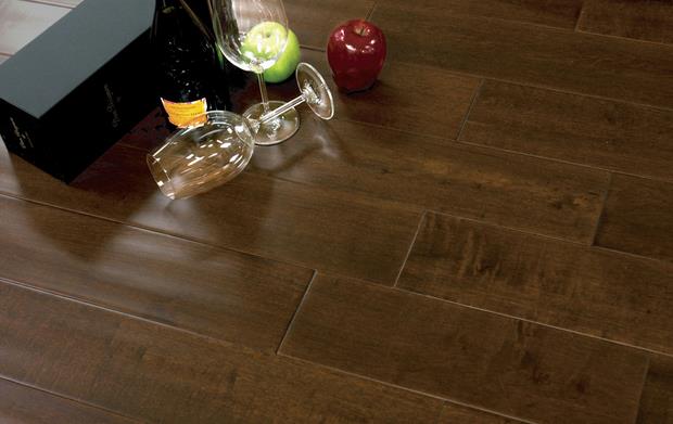 產品質量和服務體系建設,促進地板企業發展.jpg 產品質量和服務體系建設,促進地板企業發展.jpg