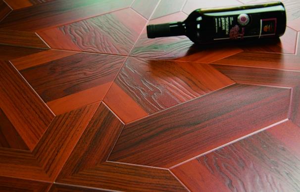 地板企業(yè)終端渠道建設存在諸多問題.jpg 地板企業(yè)終端渠道建設存在諸多問題.jpg