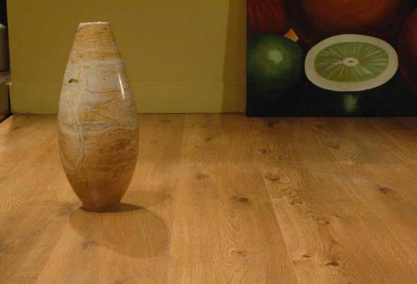 地板企業對于品牌定位也應適時調整.jpg 地板企業對于品牌定位也應適時調整.jpg