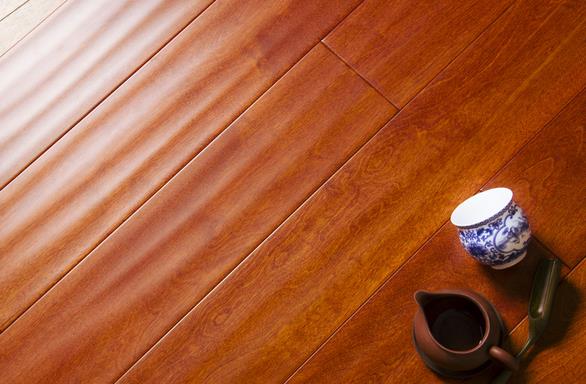 渠道暢通是重要保障 地板品牌則是市場凝聚力.jpg 渠道暢通是重要保障 地板品牌則是市場凝聚力.jpg