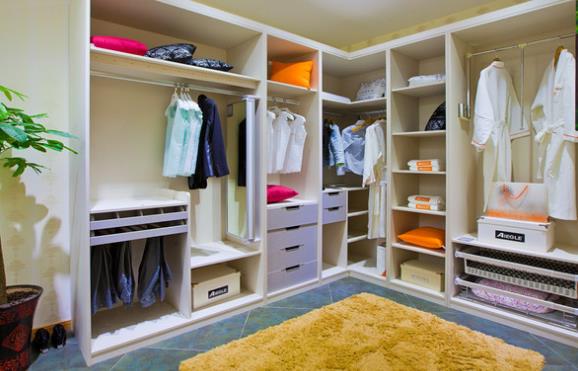 高端化戰略價值受重視 衣柜企業高端化需時日.jpg 高端化戰略價值受重視 衣柜企業高端化需時日.jpg