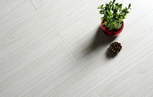 地板企業需順勢增強產品原創能力.jpg 地板企業需順勢增強產品原創能力.jpg