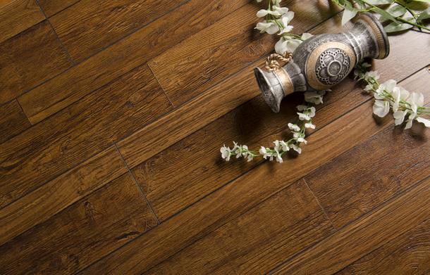 地板企業品牌塑造需要抓住重點.jpg 地板企業品牌塑造需要抓住重點.jpg