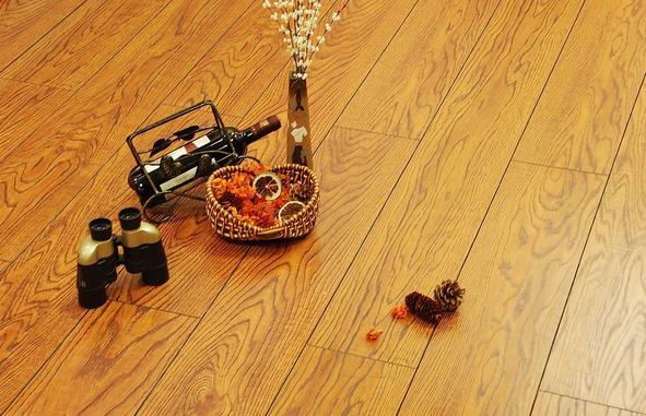 電商大戰,地板企業如何發展.jpg 電商大戰,地板企業如何發展.jpg