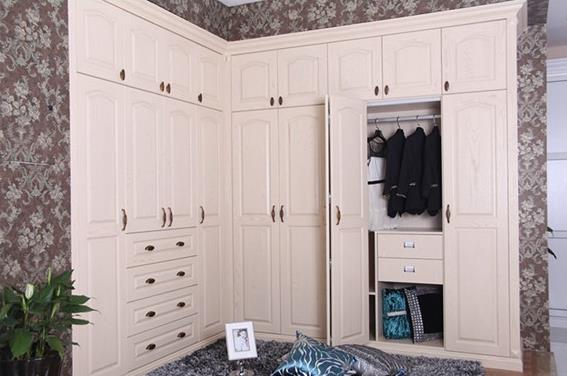 衣柜“私人定制”在未來或成衣柜市場主要載體.jpg 衣柜“私人定制”在未來或成衣柜市場主要載體.jpg