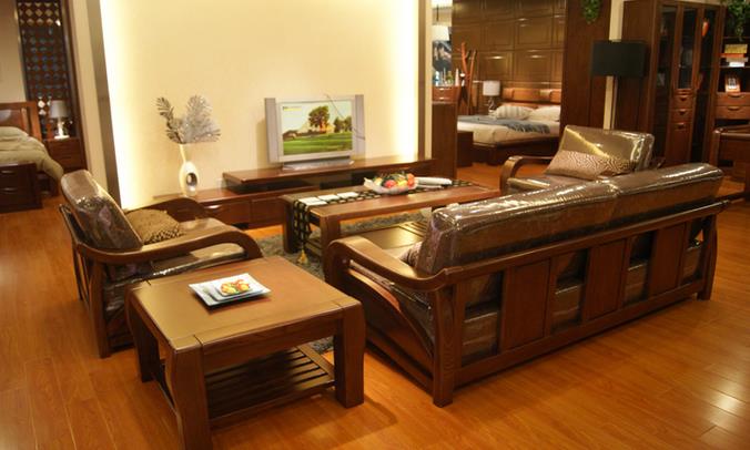 紅橡木家居有哪些優(yōu)缺點(diǎn)?要如何辨別.jpg 紅橡木家居有哪些優(yōu)缺點(diǎn)?要如何辨別.jpg