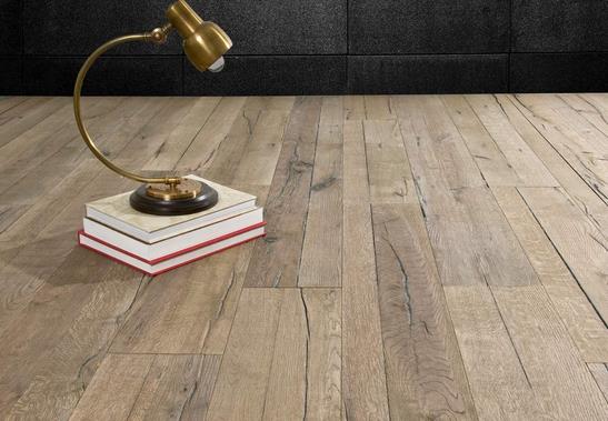 地板企業(yè)需借助互聯(lián)網(wǎng)趨勢(shì)謀發(fā)展.jpg 地板企業(yè)需借助互聯(lián)網(wǎng)趨勢(shì)謀發(fā)展.jpg