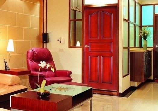 “私人定制”是實(shí)木門產(chǎn)業(yè)發(fā)展的一個(gè)趨勢(shì).jpg “私人定制”是實(shí)木門產(chǎn)業(yè)發(fā)展的一個(gè)趨勢(shì).jpg