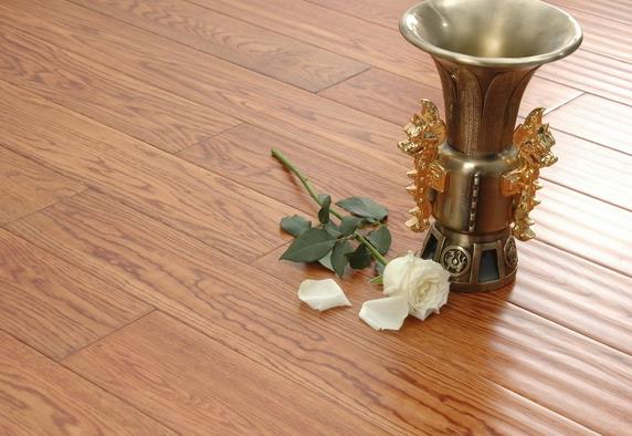 地板企業渠道選擇需清晰分析市場形勢.jpg 地板企業渠道選擇需清晰分析市場形勢.jpg