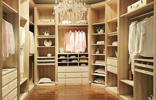 2015年衣柜行業九大關鍵詞總結.jpg 2015年衣柜行業九大關鍵詞總結.jpg