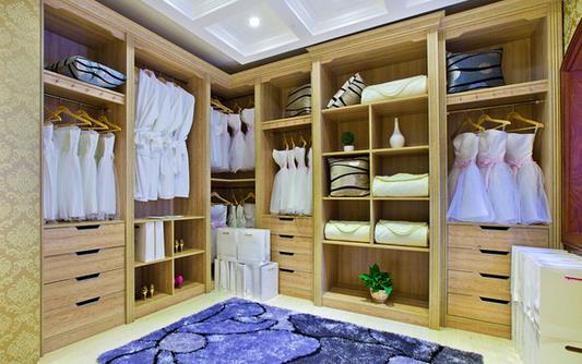 百得勝衣柜與環(huán)保共生長.jpg 百得勝衣柜與環(huán)保共生長.jpg