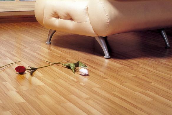 地板企業(yè)想逆勢(shì)突圍,首先需了解市場(chǎng)實(shí)際情況.jpg 地板企業(yè)想逆勢(shì)突圍,首先需了解市場(chǎng)實(shí)際情況.jpg