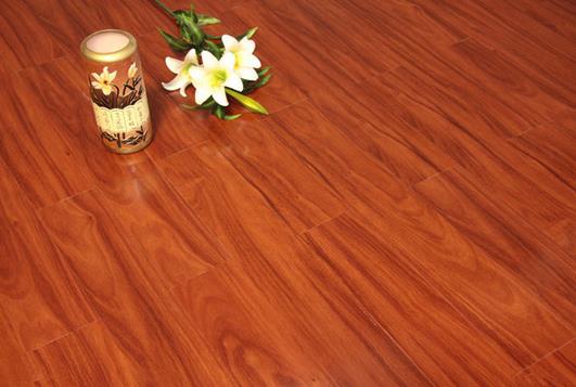 地板企業廣告宣傳需注重誠信和創新.jpg 地板企業廣告宣傳需注重誠信和創新.jpg