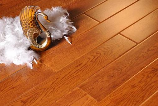 地板企業(yè)順應(yīng)綠色環(huán)保趨勢贏得長遠發(fā)展.jpg 地板企業(yè)順應(yīng)綠色環(huán)保趨勢贏得長遠發(fā)展.jpg