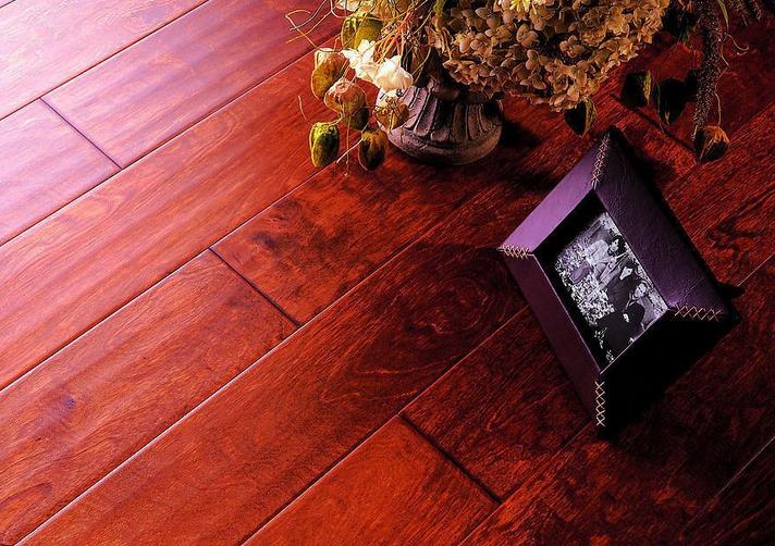 地板企業變革需要從自身著手.jpg 地板企業變革需要從自身著手.jpg