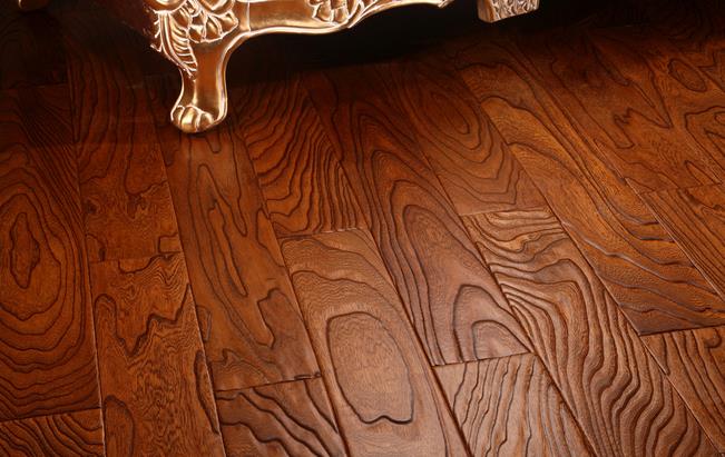 如何選購出一款稱心如意的地板.jpg 如何選購出一款稱心如意的地板.jpg