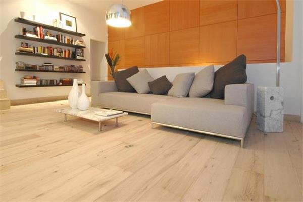 地板企業上市能否緩解資金問題.jpg 地板企業上市能否緩解資金問題.jpg