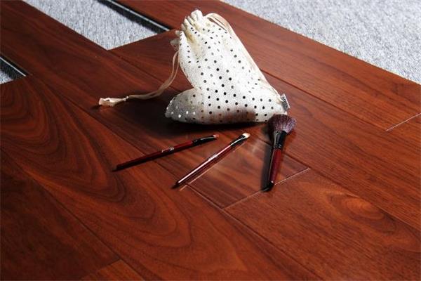 地板企業瞄準工裝市場對產品和服務帶來考驗.jpg 地板企業瞄準工裝市場對產品和服務帶來考驗.jpg