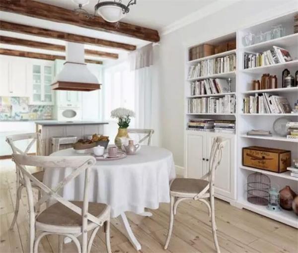 美式鄉(xiāng)村致力打造實用舒適的幸福空間.jpg 美式鄉(xiāng)村致力打造實用舒適的幸福空間.jpg