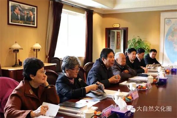 國務院參事團劉燕華一行蒞臨大自然家居參觀指導.jpg 國務院參事團劉燕華一行蒞臨大自然家居參觀指導.jpg