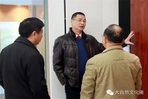 國務院參事團劉燕華一行蒞臨大自然家居參觀指導.jpg 國務院參事團劉燕華一行蒞臨大自然家居參觀指導.jpg