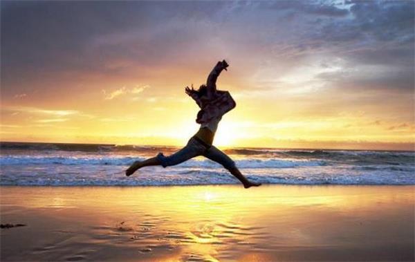 新一年,致奮斗路上的你.jpg 新一年,致奮斗路上的你.jpg