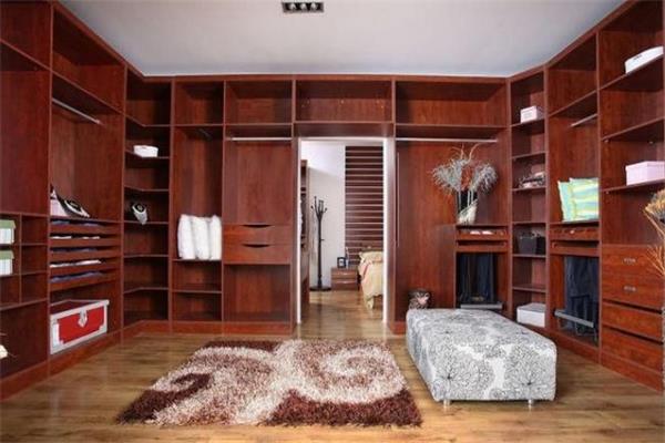 2016年定制家居市場爭奪戰已然無聲開始.jpg 2016年定制家居市場爭奪戰已然無聲開始.jpg