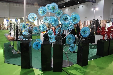 各企業(yè)搶先申請春秋兩屆展位