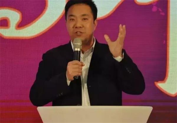 廣東龍樹實業集團有限公司董事長 鄧樹生.jpg 廣東龍樹實業集團有限公司董事長 鄧樹生.jpg