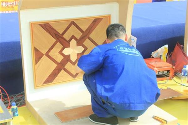 圣象第八屆萬(wàn)人大比武終極決戰(zhàn).jpg 圣象第八屆萬(wàn)人大比武終極決戰(zhàn).jpg