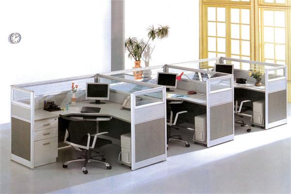 辦公家居被發(fā)布“節(jié)儉令” 辦公家居被發(fā)布“節(jié)儉令”