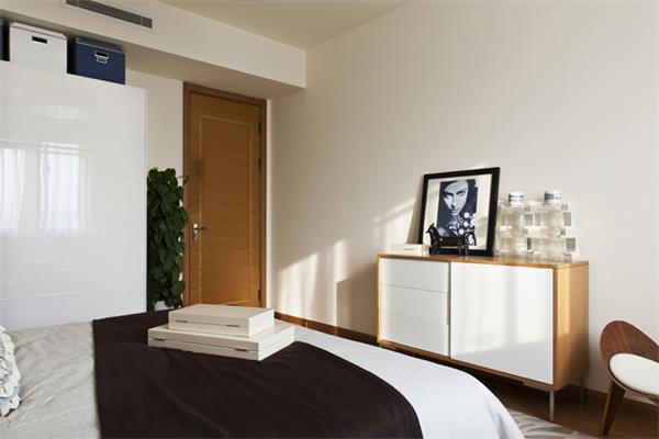 實木貼皮家居逐漸走俏 實木貼皮家居逐漸走俏