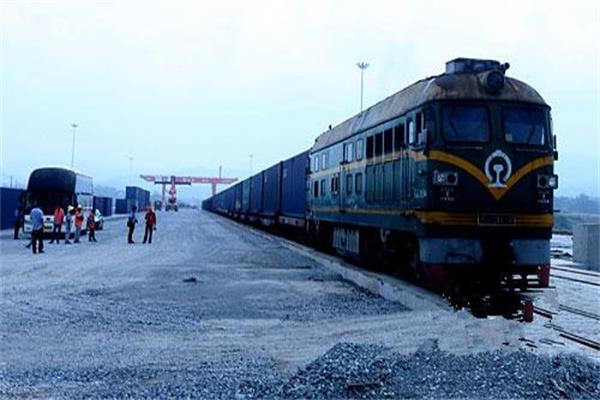 私家車家居運輸專列 私家車家居運輸專列